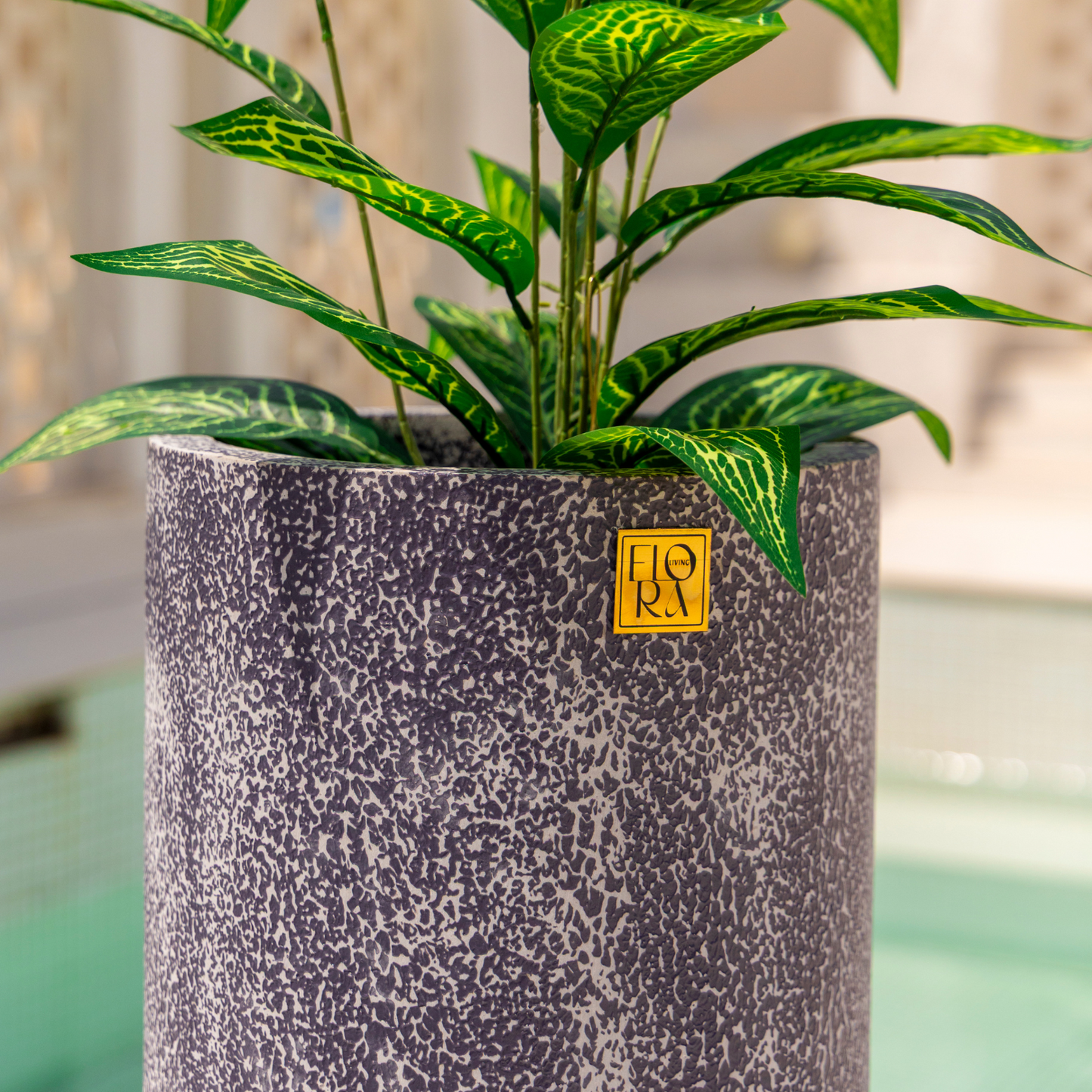 Reo Planter - Antique Dark Grey