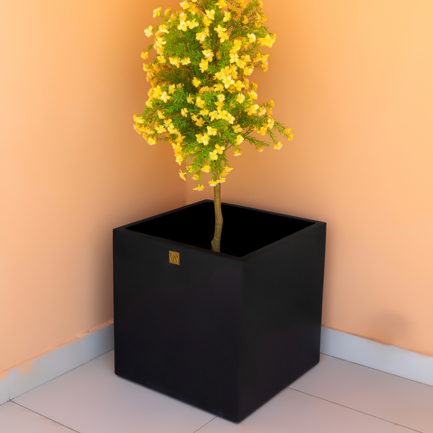 Mellan Cube Planter - Black