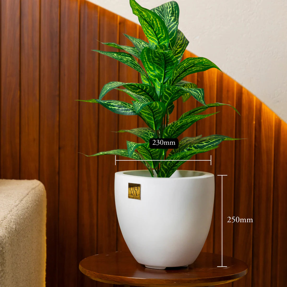 Ostin Planter
