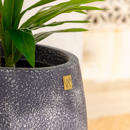 Ostin Planter - Antique Dark Grey