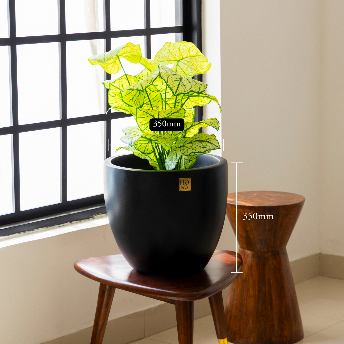 Round Bowl Planter -Black